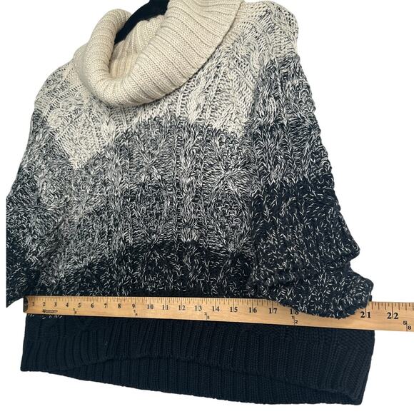 NEW! Alice+Olivia S Cowl Neck Chunky Knit Sweater Ombre Stripe Cream Gray Black - Picture 8 of 10